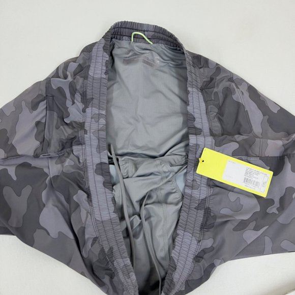 All in Motion Men's XXL Track Shorts Lined Run Shorts 5" inseam 2XL Gray - Picture 6 of 8